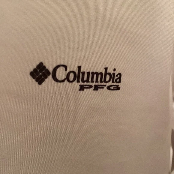 Columbia PFG. Size small - Picture 2 of 5